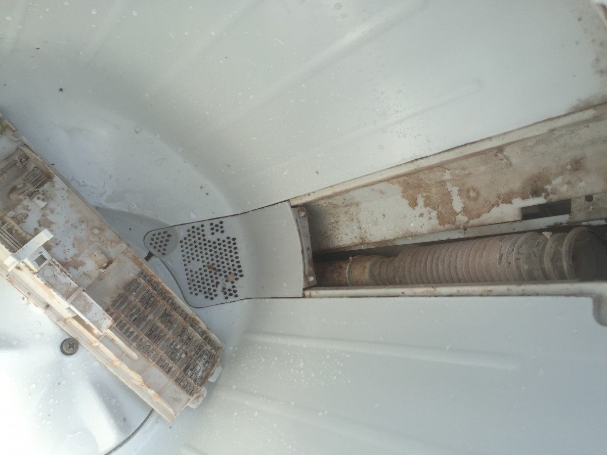東芝　2槽式洗濯機（VH-30S）　分解清掃方法