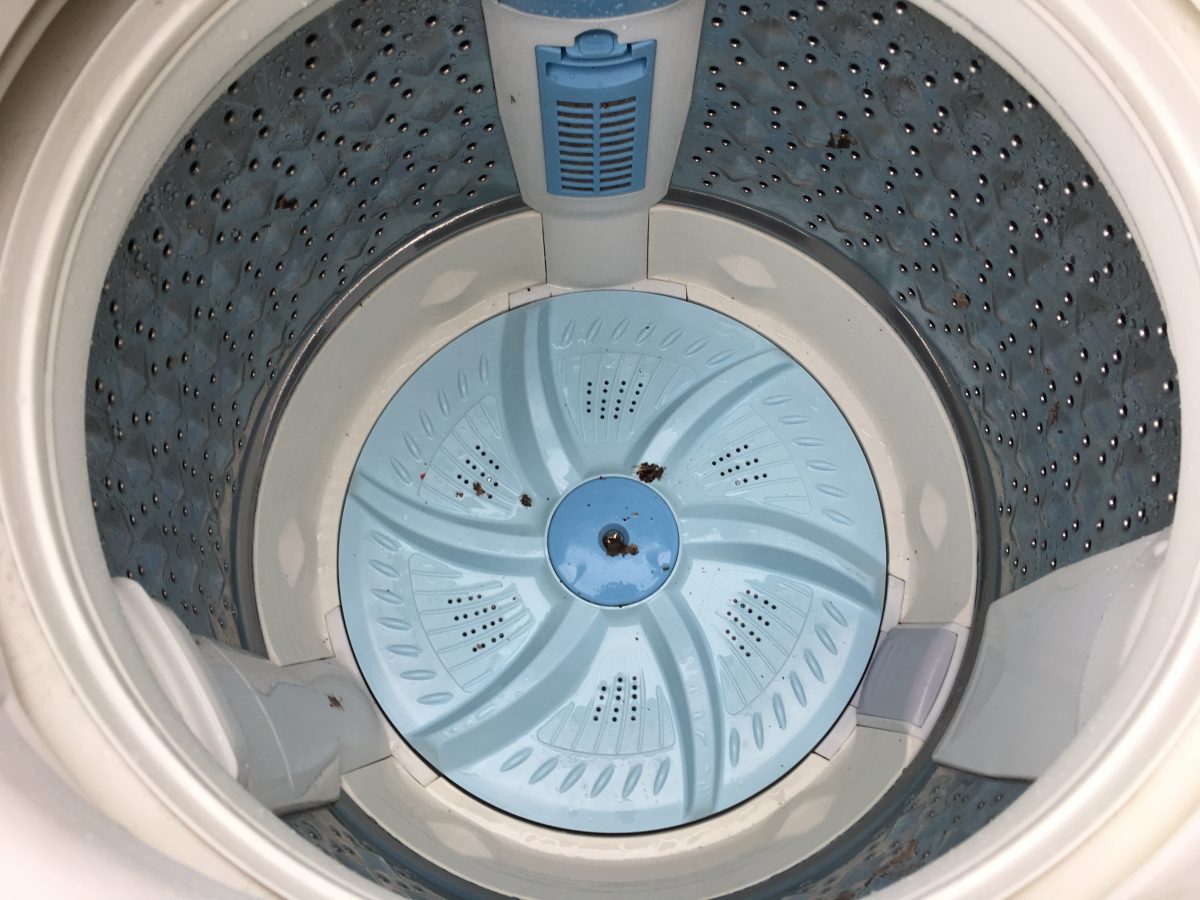 東芝洗濯機AW-70DGの分解と、洗濯槽の掃除の方法
