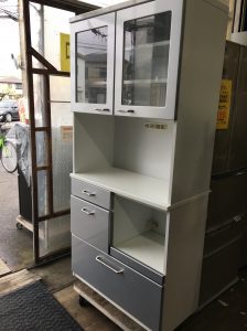 食器棚（レンジボード）引き出しの修理 レール交換方法