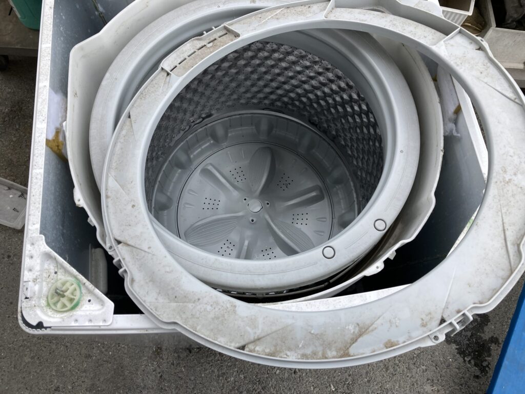 アイリスオーヤマ 10kg 洗濯機 PAW-101E 分解 掃除の方法