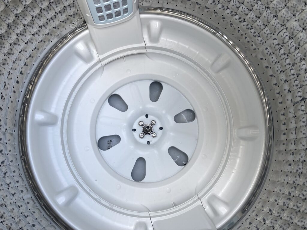 アクア 洗濯機 AQW-GV70J 分解 洗濯槽の取り外し方法